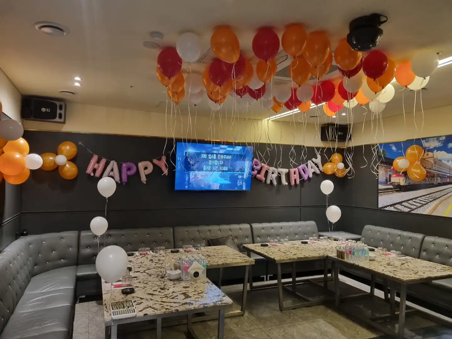 강남 하이퍼블릭 내부 11
