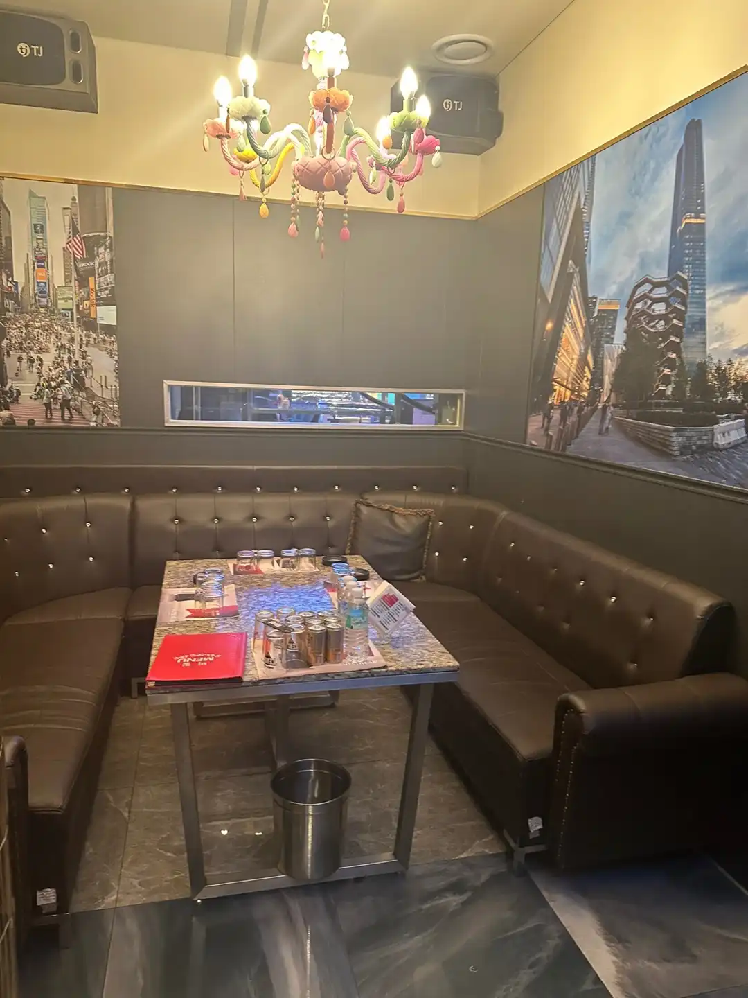 강남 하이퍼블릭 내부 5